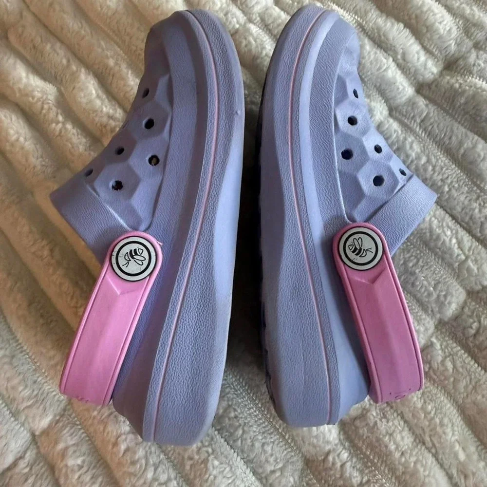 Purple Sandals Little Girls Size 8/9 Slip Swim Beach Water Shoes Summer Casual